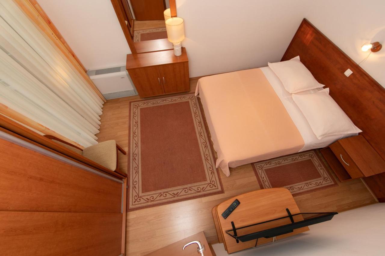 Apartmani Biser Tučepi Dış mekan fotoğraf
